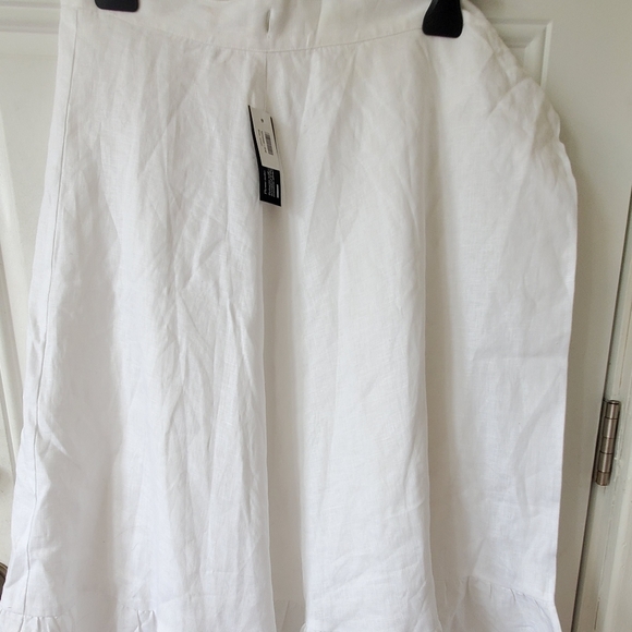 SOLD Reformation LinenSkirt - Picture 2 of 11